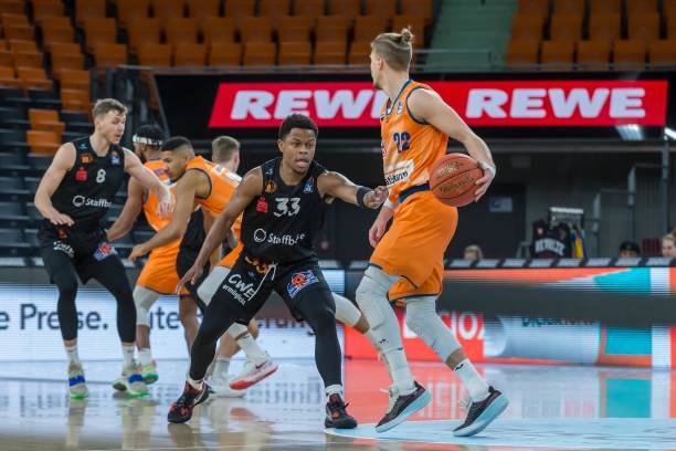 但都未能攻 但都未能攻