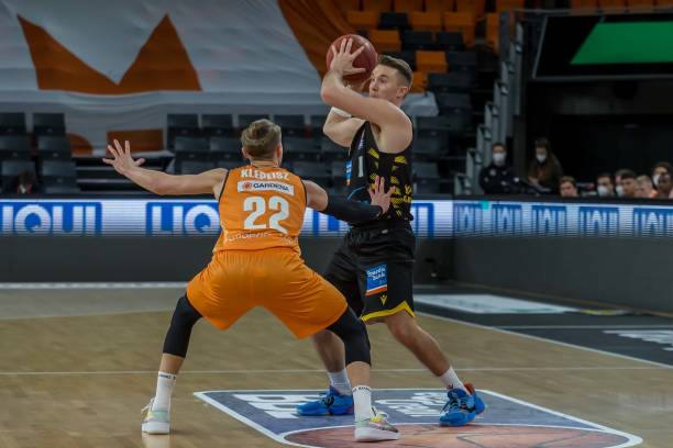 更直接暴露 更直接暴露