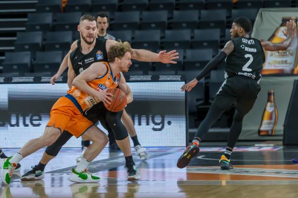 成就无与伦 成就无与伦