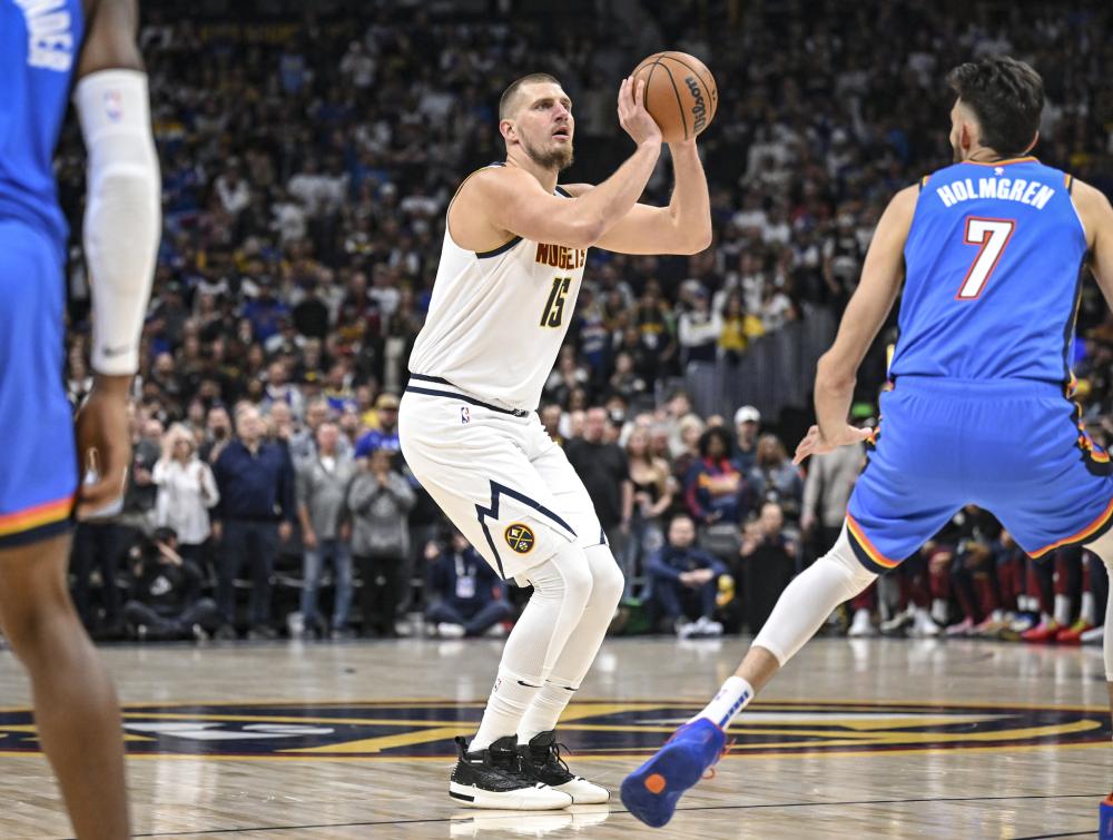 经显露出其 经显露出其